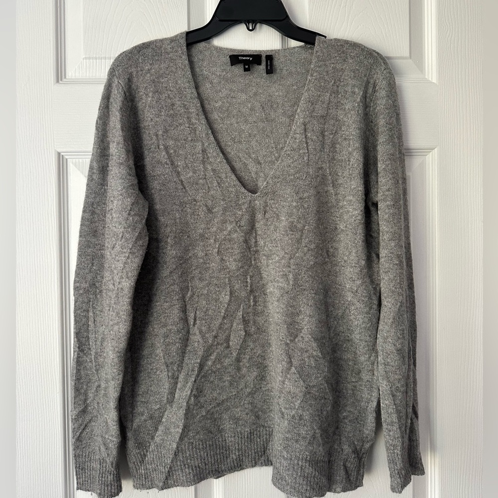 Theory Cashmere V-Neck Sweater Sz M - Picture 1 of 5
